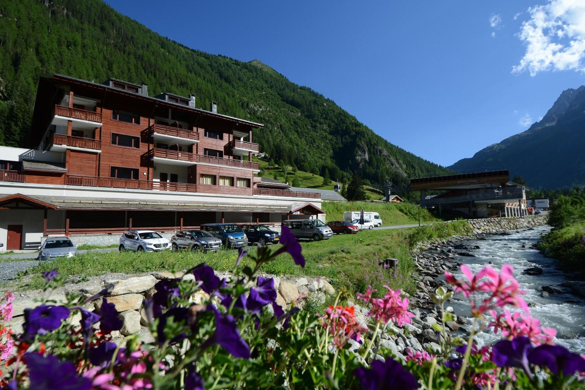 Aparthotel Dormio Les Portes Du Mont Blanc